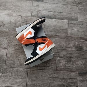 Nike Air Jordan Retro 1